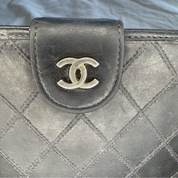 CHANEL Kisslock Diamond Stitch Leather Wallet w/ Shopping Bag & Unbranded Chain - Picture 6 of 11